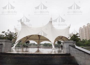 膜結(jié)構(gòu)工程雨季施工的注意事項(xiàng)是什么？