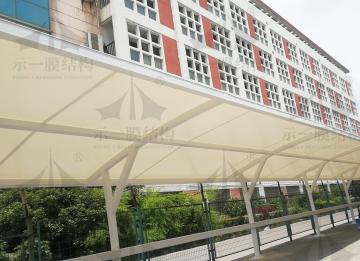 如何判定膜結(jié)構(gòu)車棚的安全性能？