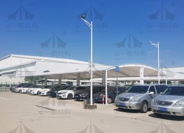 為什么說膜結(jié)構(gòu)車棚如此受歡迎？